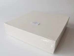AF 41 40 x 40 cm 25 db/cs